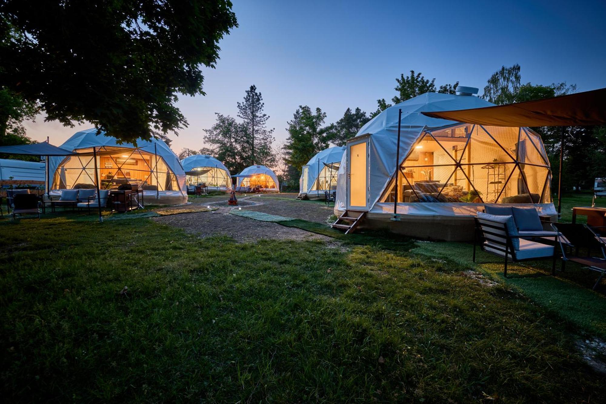 Hotel Glamping Slapy Extérieur photo