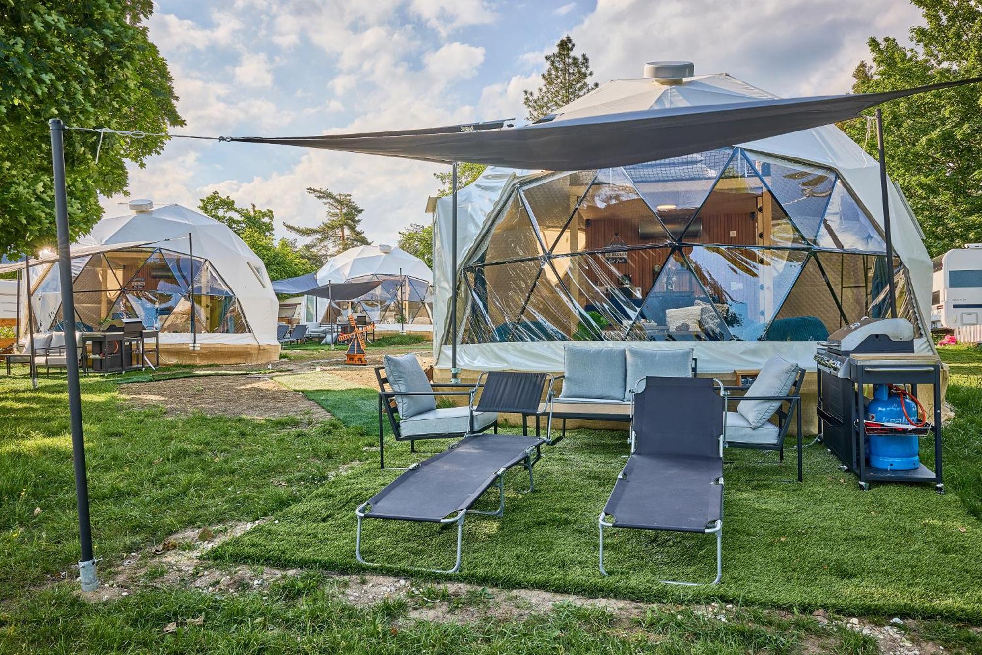 Hotel Glamping Slapy Extérieur photo