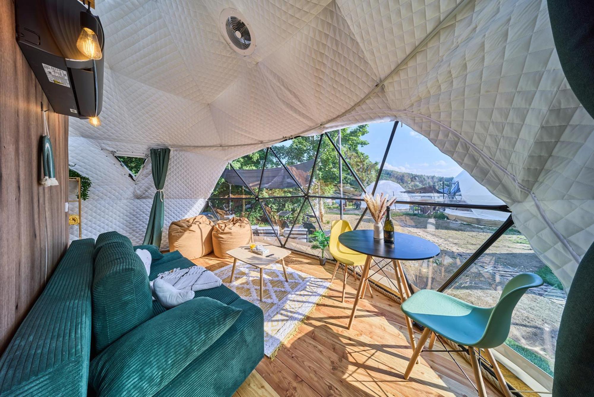 Hotel Glamping Slapy Extérieur photo