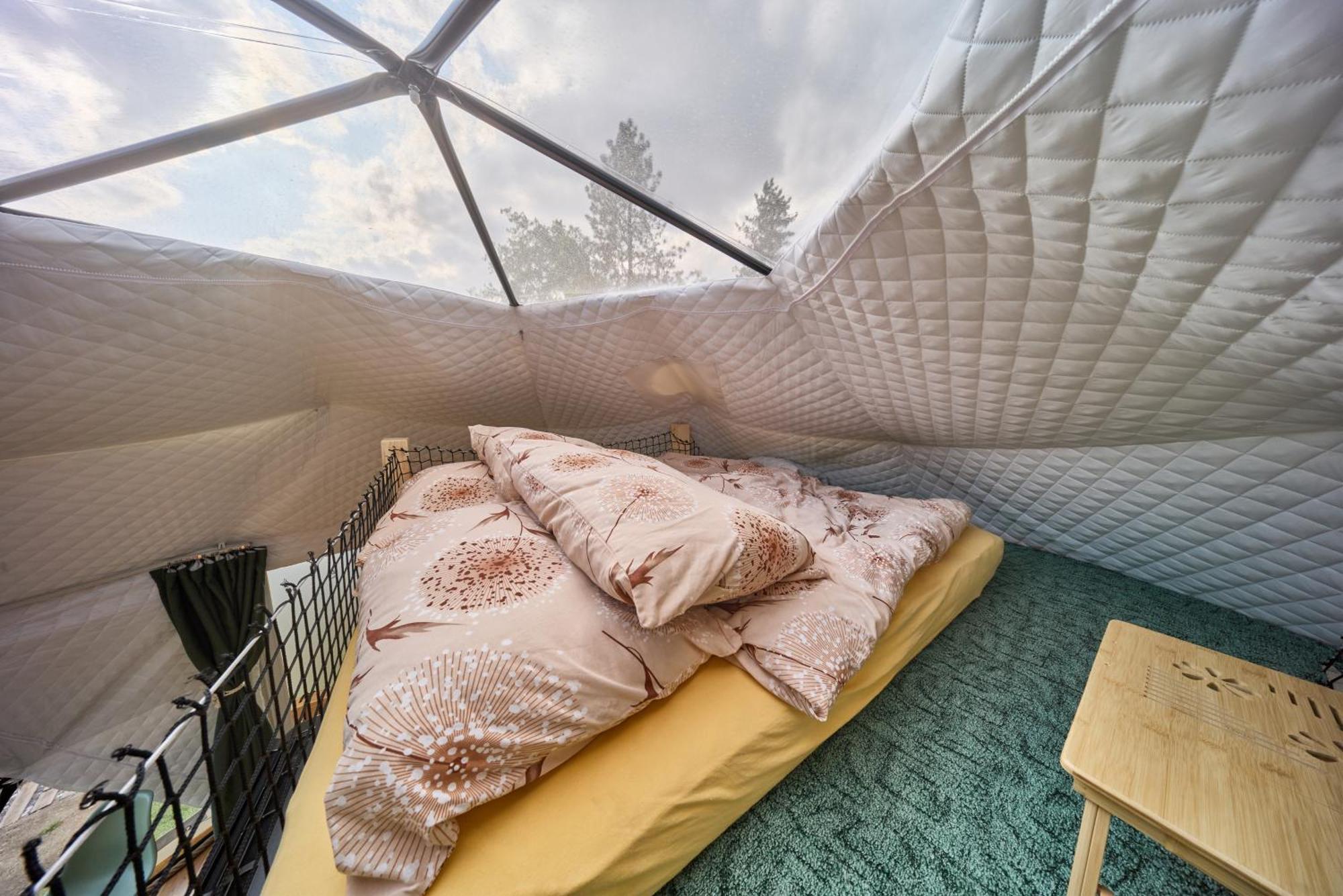 Hotel Glamping Slapy Extérieur photo