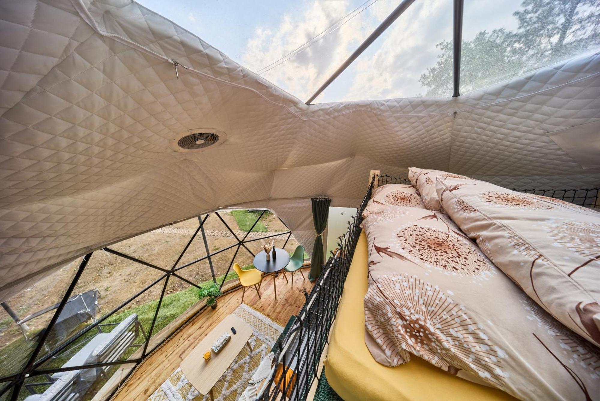 Hotel Glamping Slapy Extérieur photo